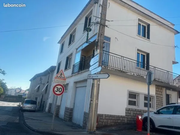 Garage à VERTAIZON
