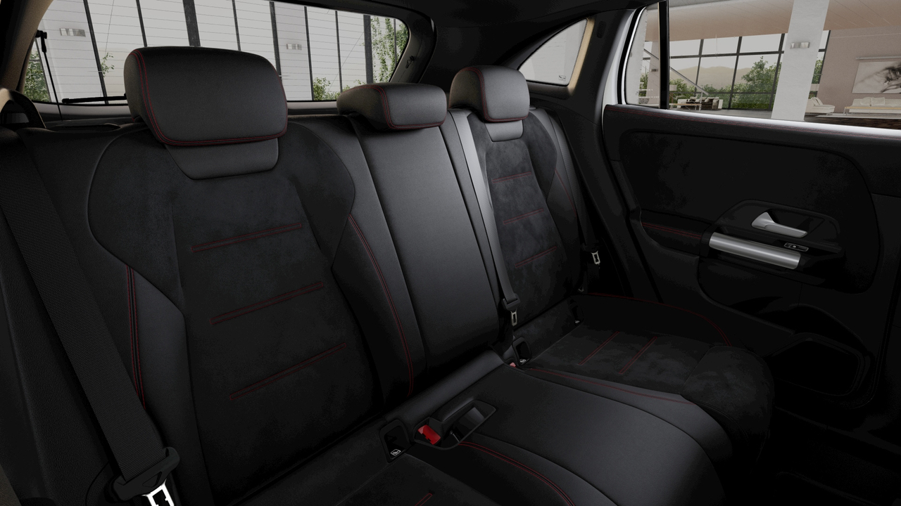 Mercedes GLA 250 e Hybrid EQ 8G-DCT — photo 12