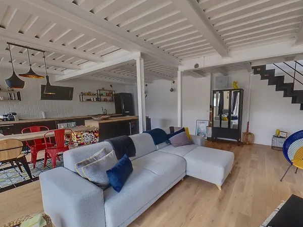 Loft/atelier/surface 4 pièces 126 m²