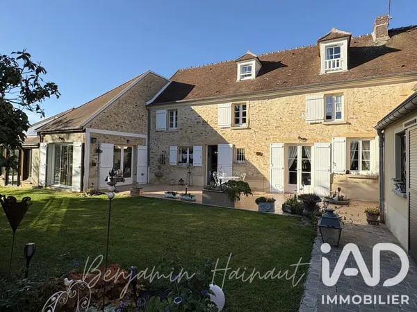 Maison 425 m²