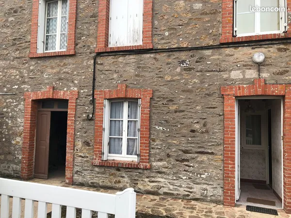 Ancien petit corps de Ferme jardin et dépendances
