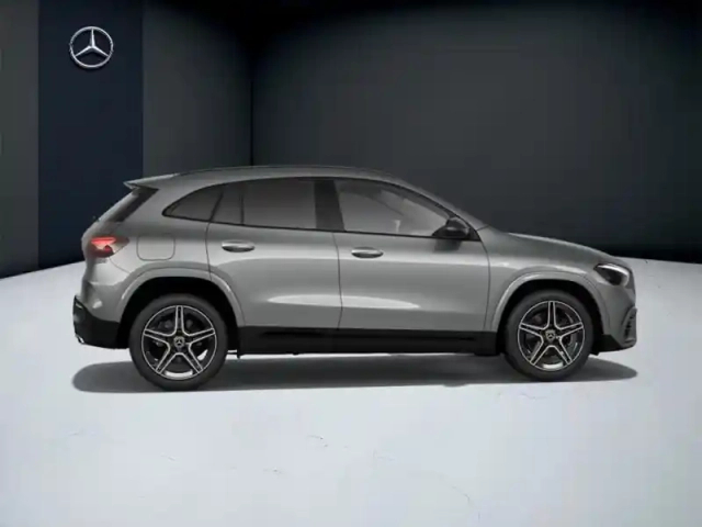 Mercedes Gla 250 e hybrid eq amg line — photo 20
