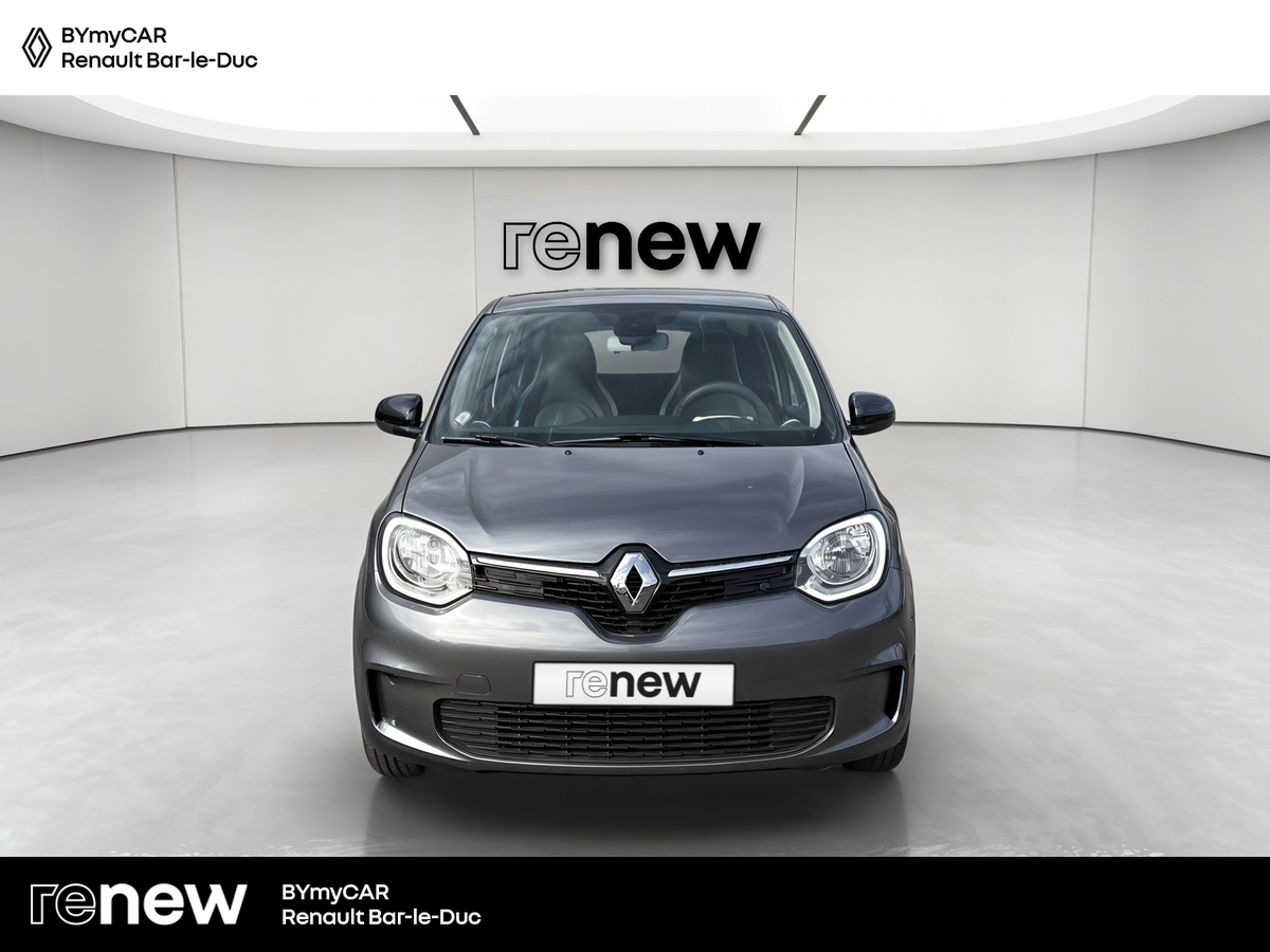 Renault Twingo III E-Tech — photo 8