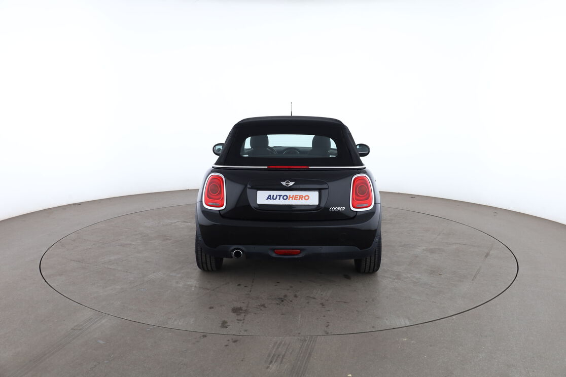 MINI Cabrio Cooper BV6 — photo 4
