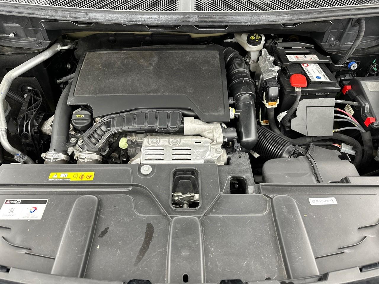 Peugeot 3008 puretech 130ch s&s bvm6 allure — photo 13