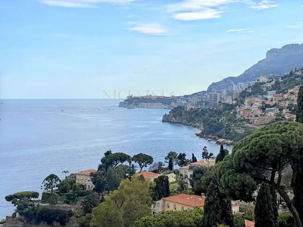 Villa 7 pièces 300 m²