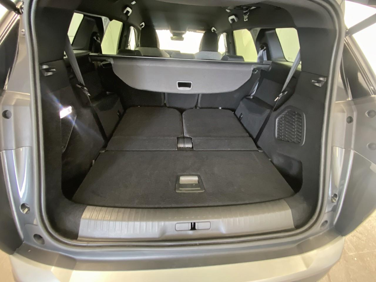 Peugeot 5008 hybrid 136 e-dcs6 gt — photo 6