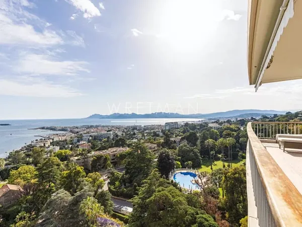 Appartement avec terrasse sur le toit et vue mer - Cannes
