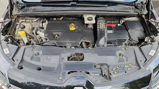 Renault Espace 1.6 dCi 160 EDC6 - Zen – 2017 – 130785 km – Diesel – Boîte Automatique — photo 34