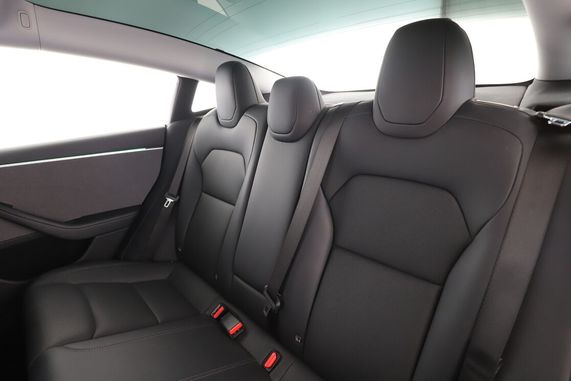 Tesla Model 3 Autonomie Standard RWD Premium 60 kWh — photo 13