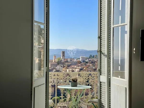 APPARTEMENT 4 PIÈCES À VENDRE À GRASSE