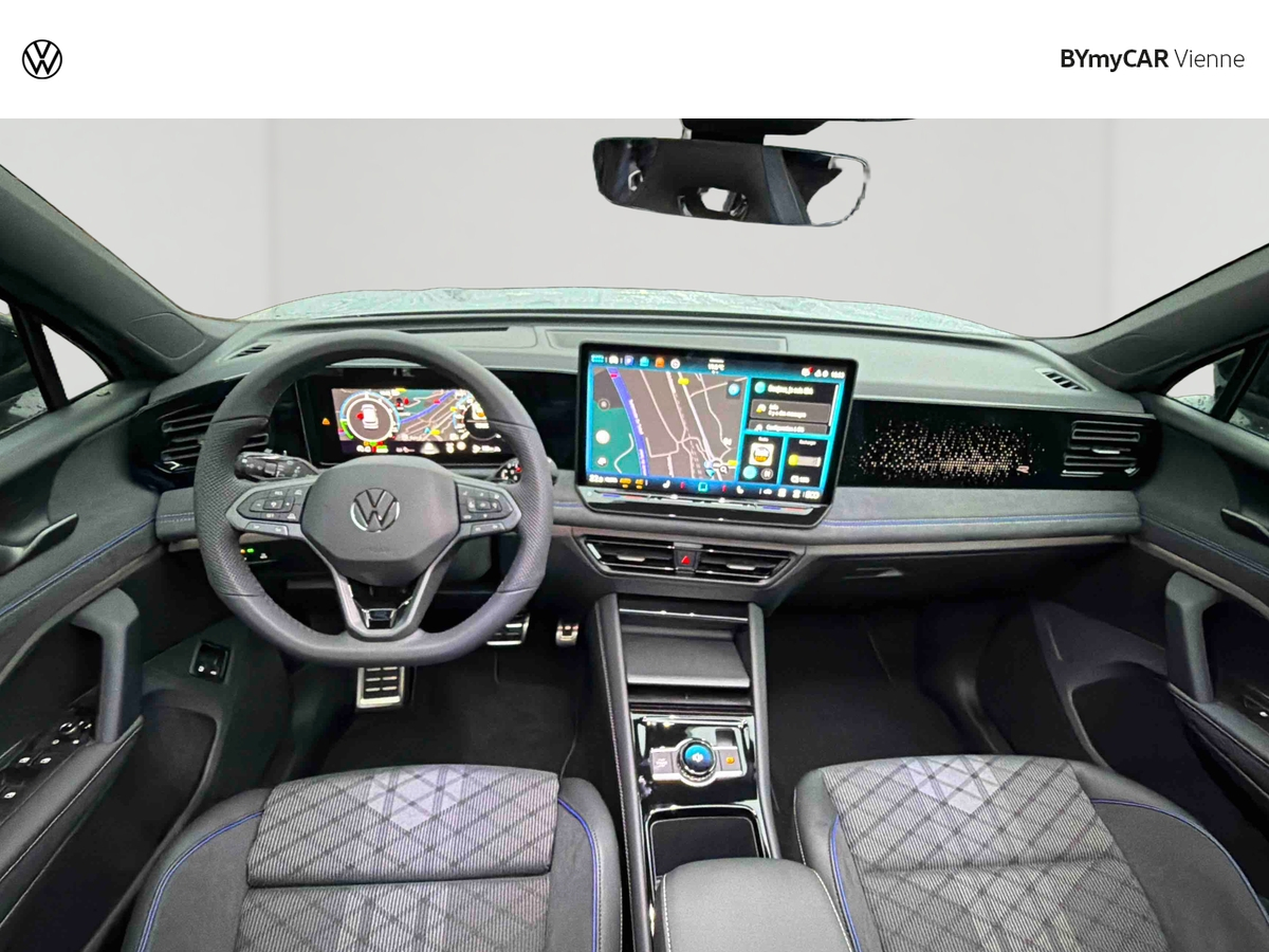 Volkswagen Tiguan 1.5 eHybrid 204ch DSG6 — photo 9