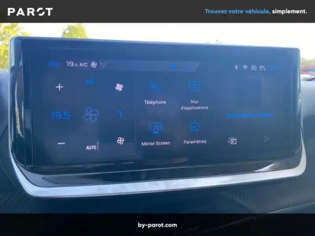 Peugeot 208 nouvelle hybrid 110 ch e-dcs6 allure — photo 4