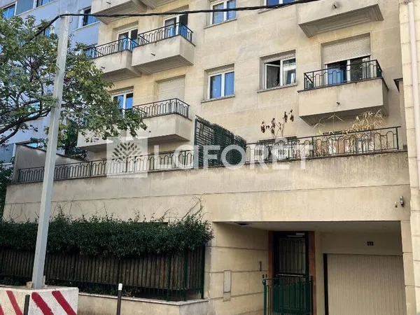 Parking 13 m²