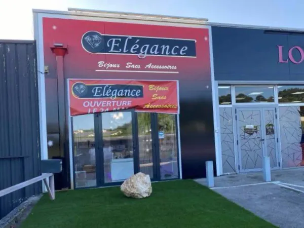 Local commercial éphémère neuf à louer - Rocade Alès