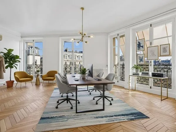 Bureaux 199 m²