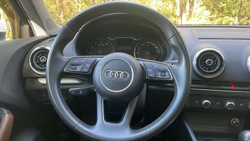 Audi A3 Sportback 1.4 TFSI COD 150 S-Tronic 7 - Design – 2018 – 97095 km – Essence – Boîte Automatique — photo 32