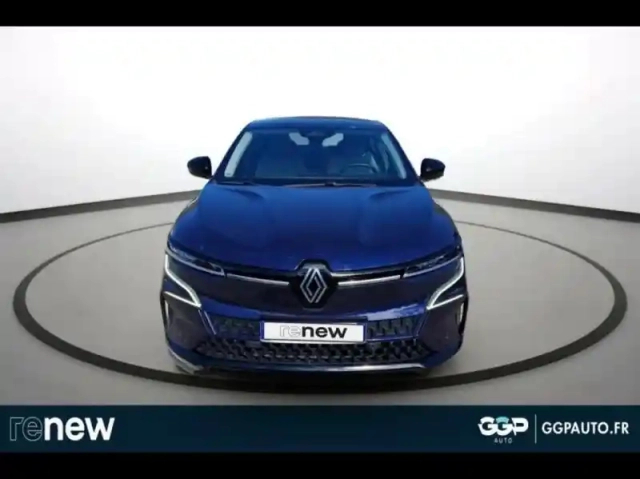 Renault Megane e-tech electric ev60 220ch equilibre super charge — photo 4