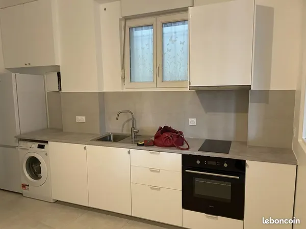 Studio 1 pièce 26 m²