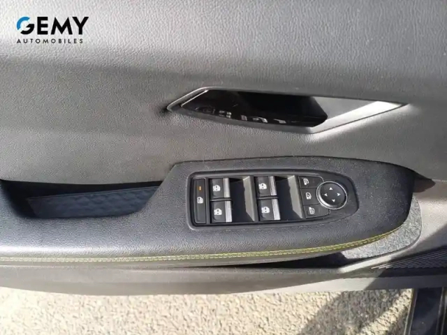 Renault Megane e-tech ev60 220 ch super charge — photo 12