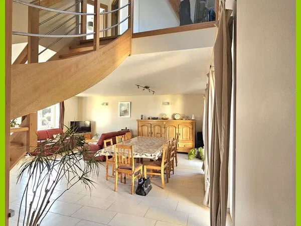 Rare Grande maison de 175m2 avec jardin dans impasse à Hecke
