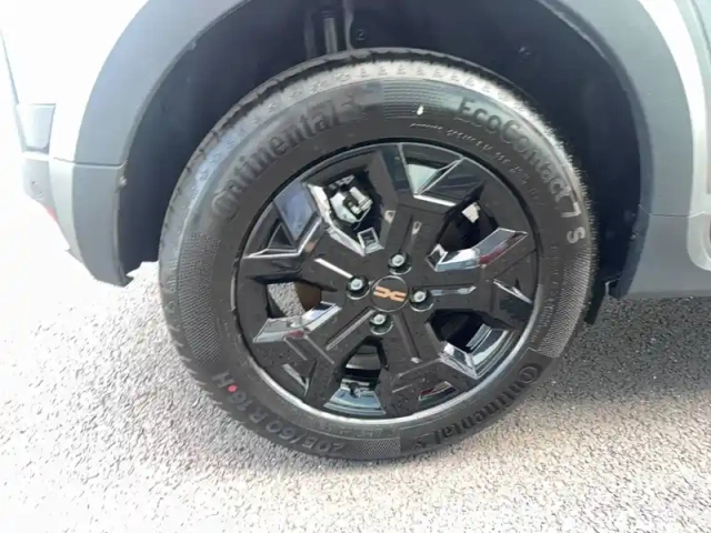 Dacia Sandero eco-g 120 auto — photo 7