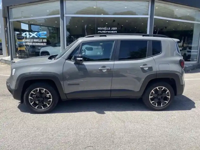 Jeep Renegade 1.3 t4 240h 180 4xe phev hybrid 11.4 kwh e-awd awd bva upland — photo 5