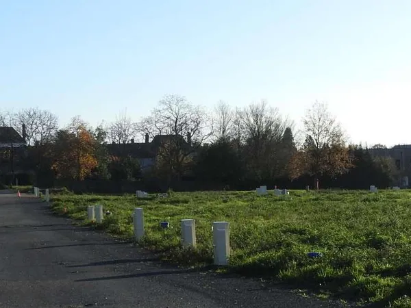 Terrain 302 m²