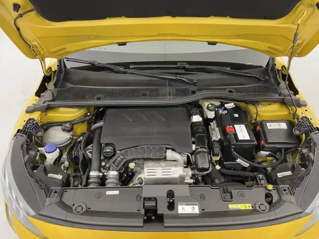 Peugeot 208 puretech 100 s&amp;s bvm6 — photo 21