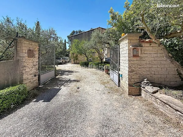 Villa 4 pièces 132 m²