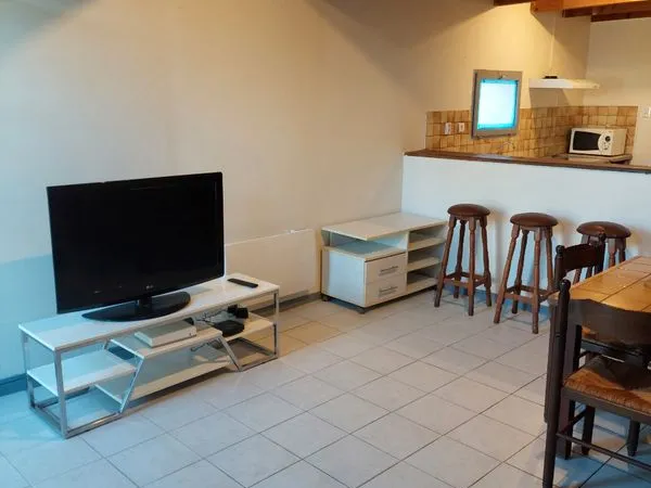 Appart Meublé 26m2 RDC avec terrasse