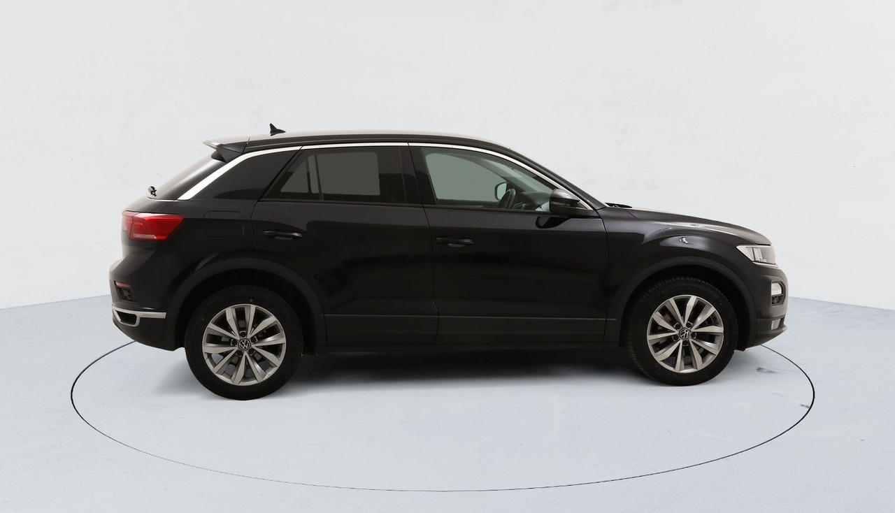 Volkswagen T-Roc — photo 6