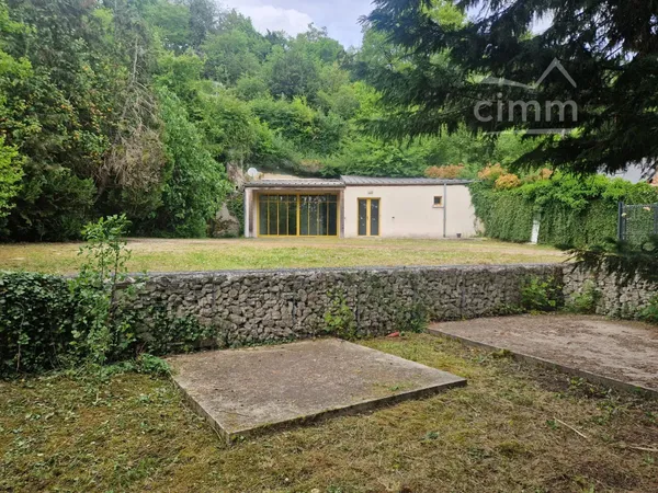 Ensemble troglodytique à Fondettes 231m²