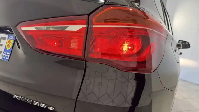 Bmw X1 xdrive 25e 220 ch bva6 — photo 16