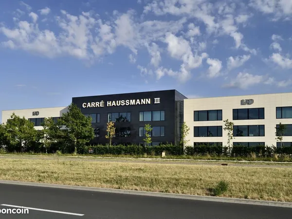 Bureaux 104 m² LIEUSAINT