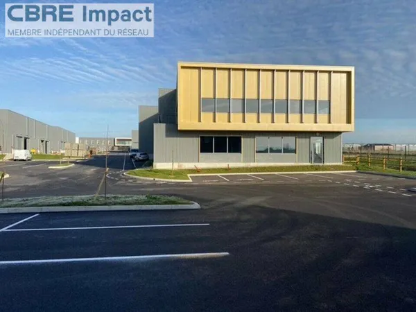 Bureau 8400 m²