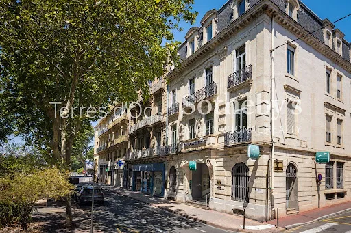 Appartement 6 pièces 218 m²