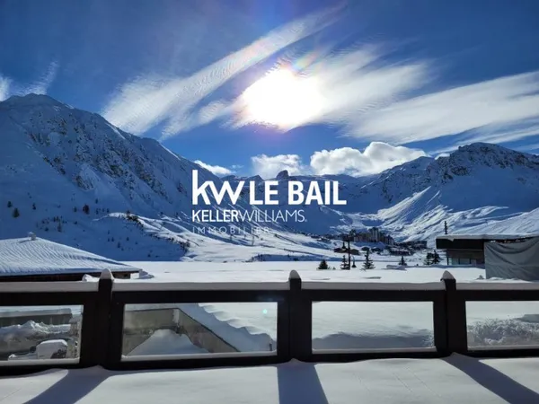 À VENDRE  MURS COMMERCIAUX D'UN RESTAURANT À TIGNES