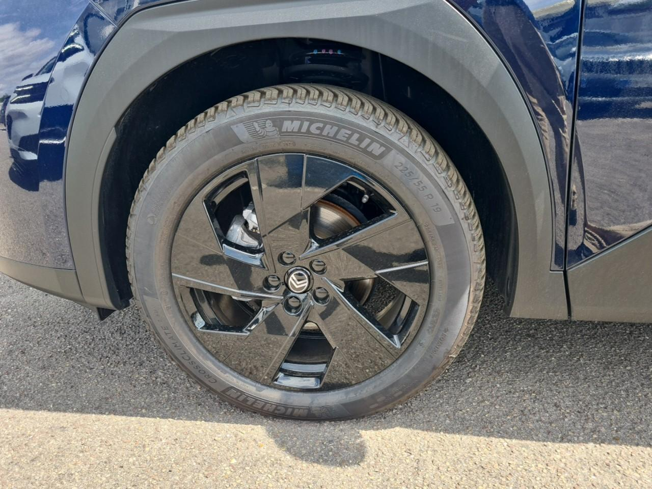 Citroën C5 Aircross hybride 145 ch e-dcs6 plus — photo 11