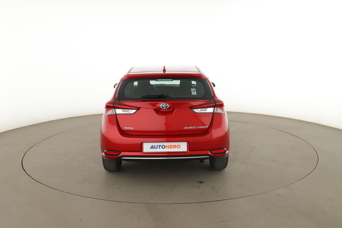 Toyota Auris 1.8 Hybride Dynamic — photo 4