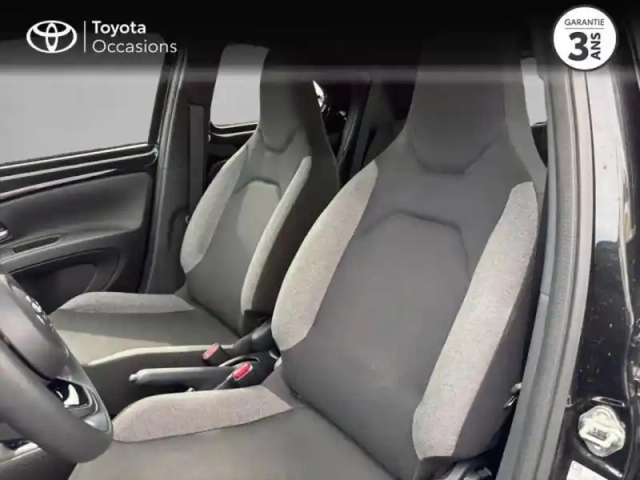 Toyota Aygo X 1.0 vvt-i 72ch dynamic s-cvt my24 — photo 11