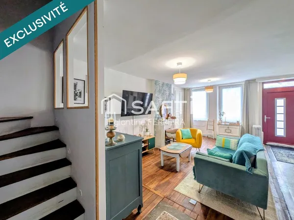 ISSOUDUN, CENTRE-VILLE, MAISON 110m² AVEC COUR ET GARAGE