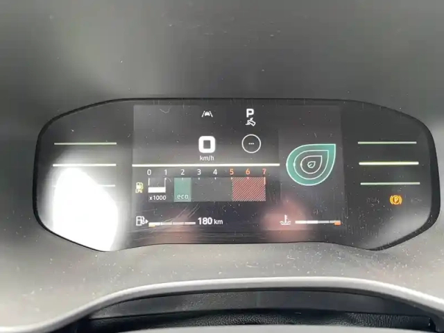 Dacia Sandero eco-g 120 auto — photo 16