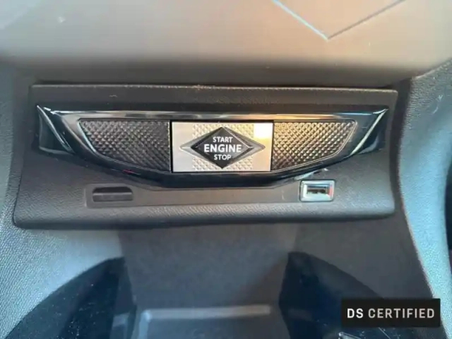 Ds Ds 3 crossback puretech 130ch connected chic automatique — photo 12