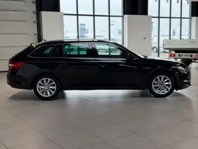 Skoda Superb combi 2.0 tdi 150ch scr business dsg7 — photo 4