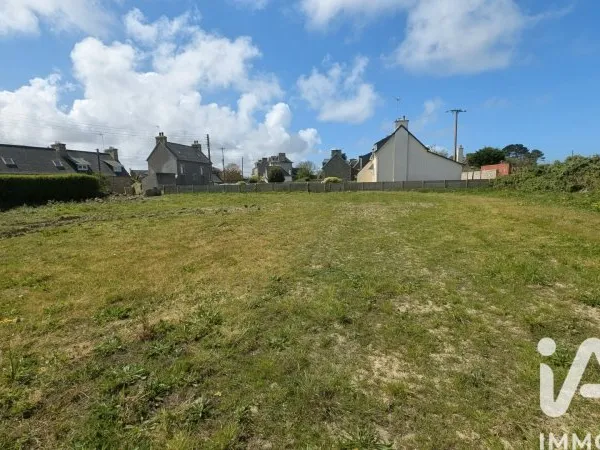 Terrain 629 m²