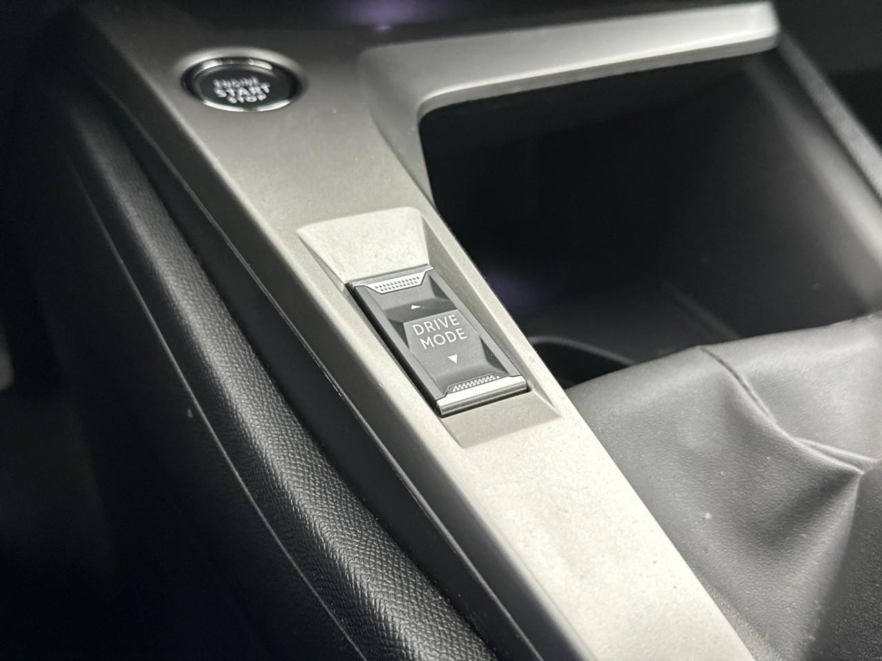 Peugeot 308 puretech 130ch s&s bvm6 active pack — photo 28