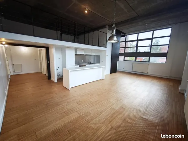 Loft 3 pièces 70 m²