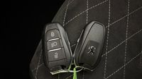 Peugeot 208 1.2 PureTech 100ch S&S GT Pack EAT8 — photo 16