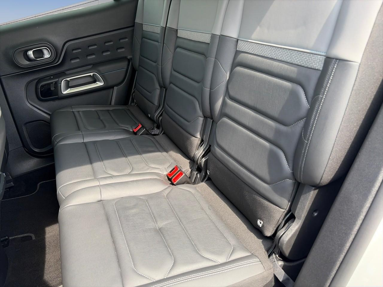 Citroën C5 Aircross hybrid rechargeable 225ch shine pack e-eat8 — photo 10